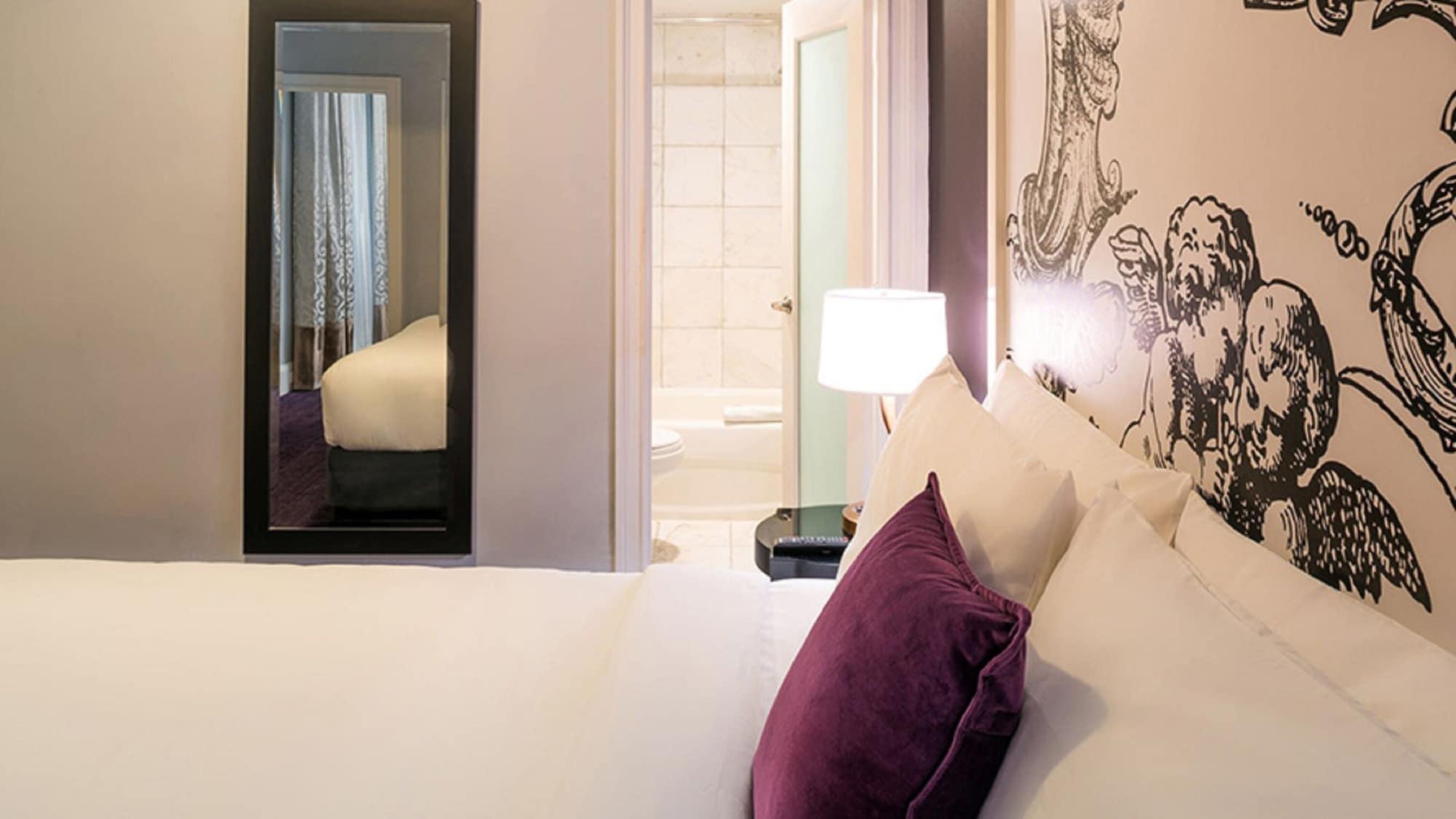 Hotel Hampton & Canal St. French Quarter New Orleans