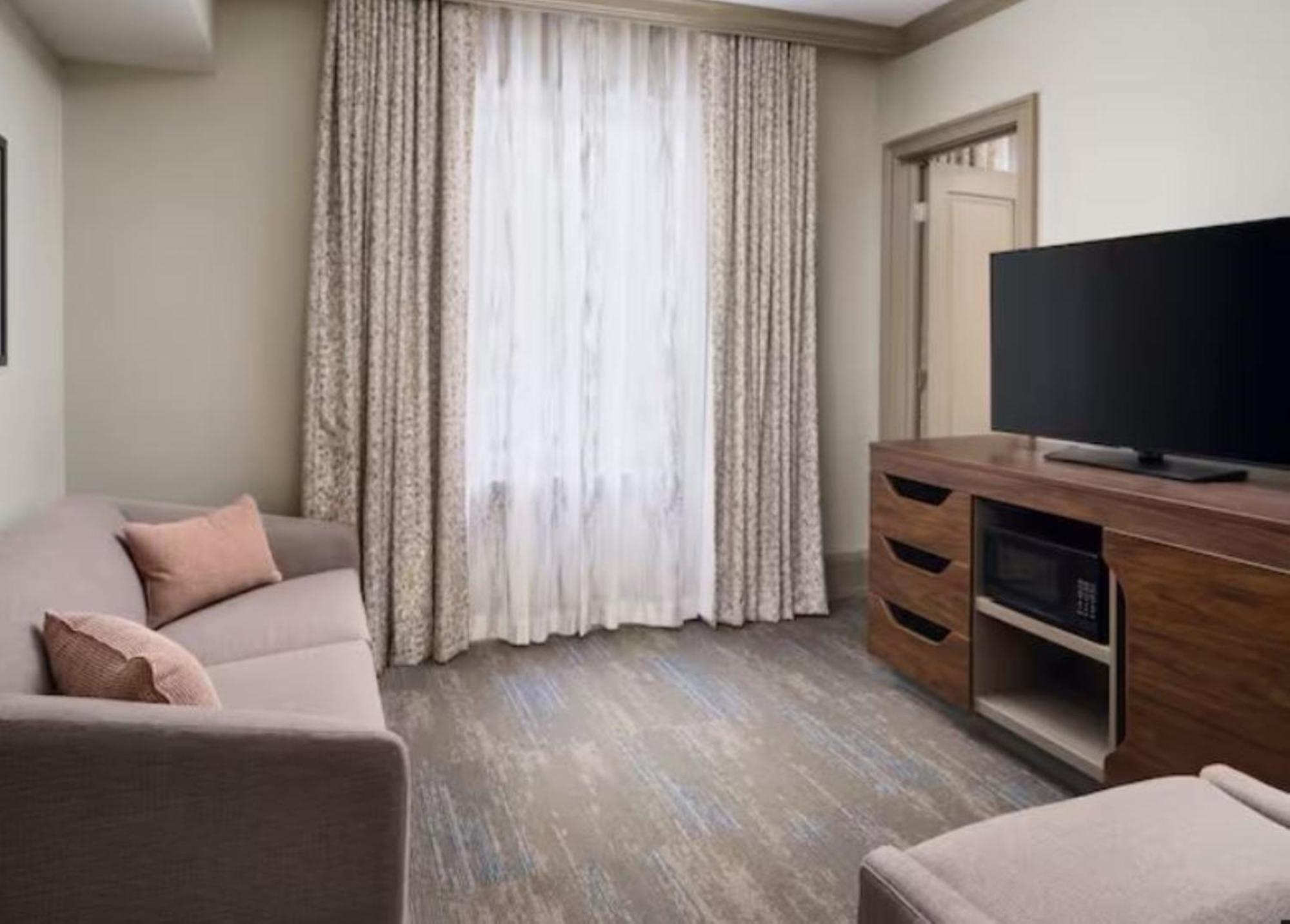 Hampton & Canal St. French Quarter Hotel 3*