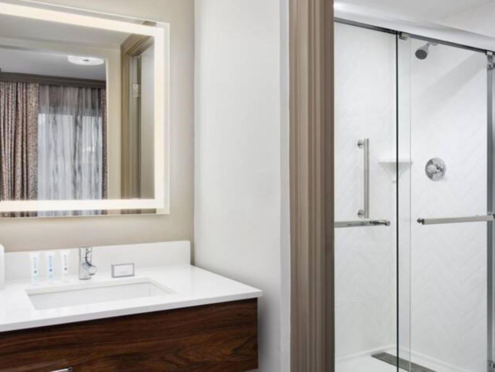 Hampton & Canal St. French Quarter Hotel 3*